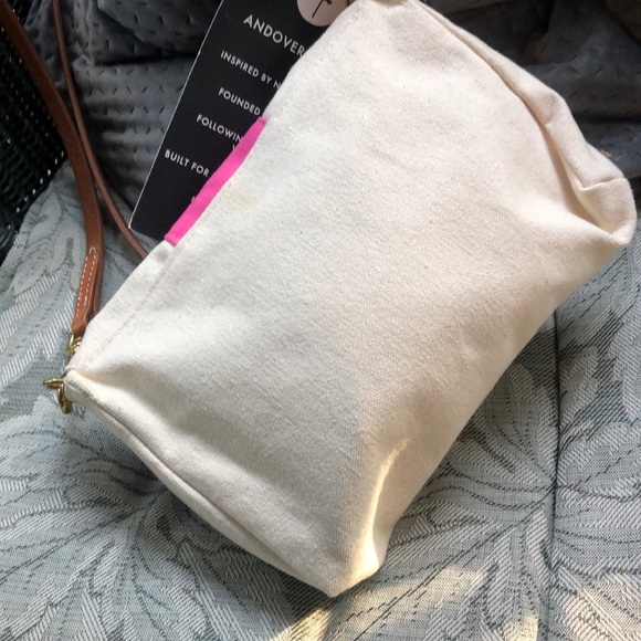 Andover Trask nwot canvas x body bag - Picture 3 of 7